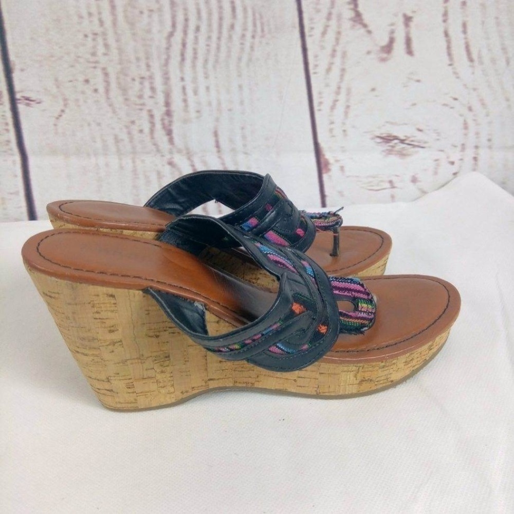Bamboo Vesper Size 7 Black Wedge Sandals Shoes